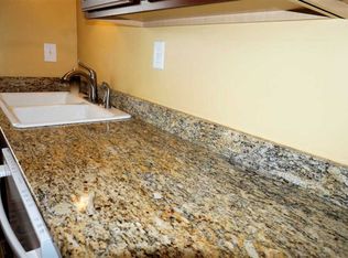 611 Howe St Manchester Nh 03103 Zillow