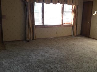 2121 William St Grand Island Ne 68801 Zillow