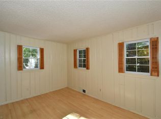1212 Strathmore Cir Winston Salem Nc 27104 Zillow