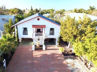 209 Garfield Dr