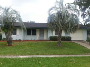 702 Medina Ct