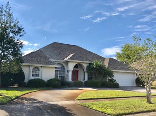 1570 Banana Dr