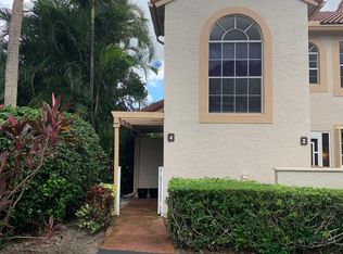 14347 Via Royale APT 4