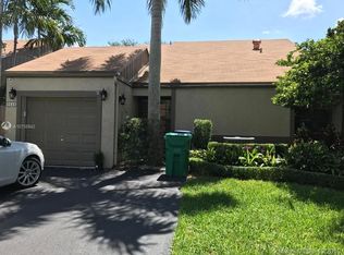 9648 SW 74th St