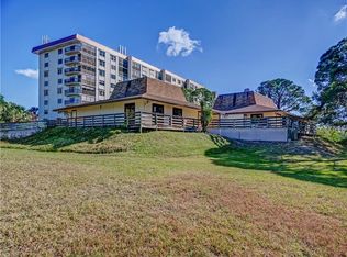 Island View South Condominiums