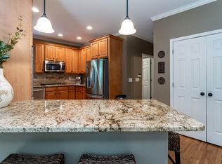 203 Carrington Estates Ct Woodstock Ga 30188 Zillow