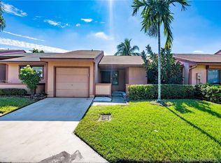 35 Walcott Dr # 35