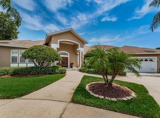 2211 Hampstead Ct