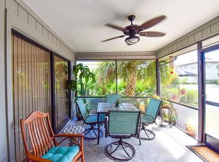 643 Centre Ct SW APT 102