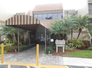 240 Lakeview Dr APT 309
