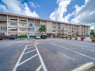 410 SE 2nd St APT 319