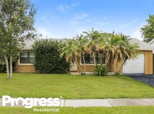 9667 Saddlebrook Dr
