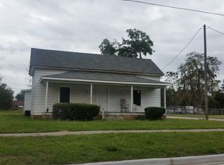 569 SW Range Ave