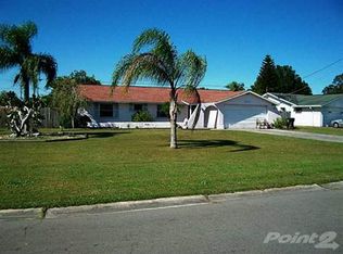 6200 Fairway Blvd