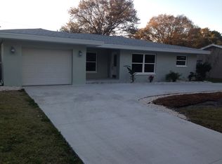 732 Oakwood Dr