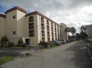Holiday Springs Village Condominiums