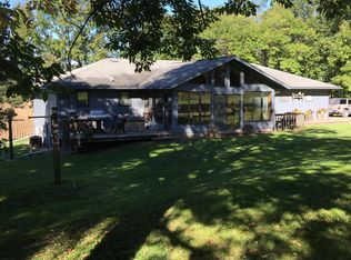 2306 Lucas Dr Pella Ia 50219 Zillow