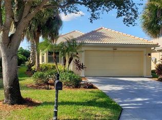 2103 Oxford Ridge Cir