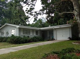 2521 W Gardenia Dr
