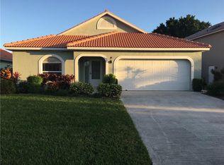 6005 SE Walkers Cay Ct