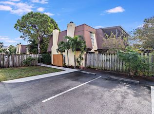 3534 Gardens East Dr APT B