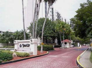17021 N Bay Rd APT 1015