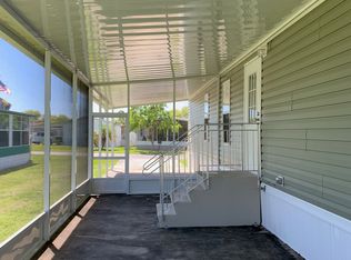140 Baywood Dr