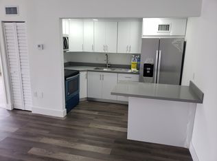 5767 Washington St APT F1
