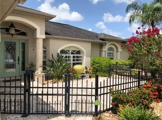 25247 Bolivar Dr