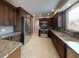 616 Kahkwa Blvd Erie Pa 16505 Zillow