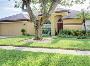14916 Redcliff Dr