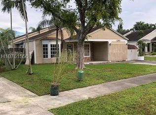 12831 SW 17th Pl