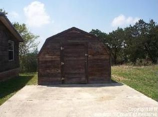 231 Iroquois Trl Bandera Tx 78003 Zillow