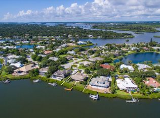 25 Cache Cay Dr