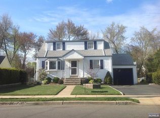 39 22 Pellington Dr Fair Lawn Nj 07410 Zillow