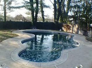 50 franklin ln, manalapan township, nj 07726