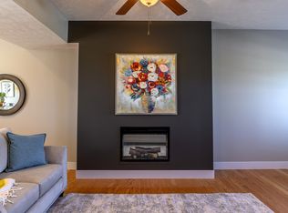 7212 Kentwell Ln, Lincoln, NE 68516 | Zillow