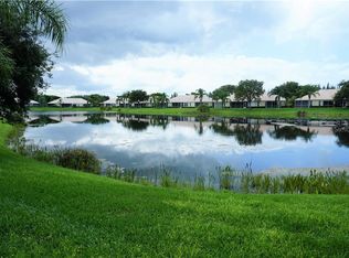8829 E Bay Cir