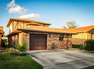 618 Lake Carolyn Cir