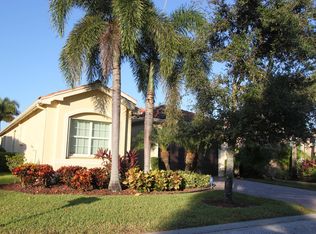10797 Carmelcove Cir