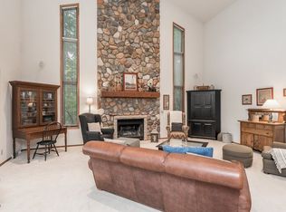 2051 Wintergreen Ct Green Bay Wi 54304 Zillow