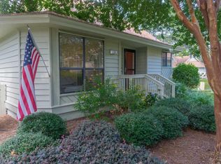 185 Cove Dr