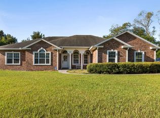 160 SW Groveland Ct