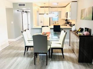 9300 SW 8th St APT 106