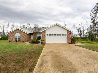 12235 Country Club Dr