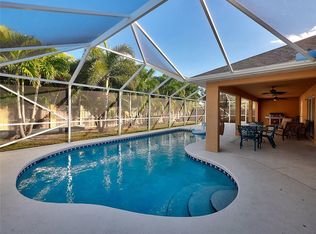 2902 SE East Blackwell Dr