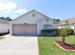 2086 Redwood Cir NE