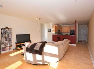 1925 N Water St APT 200, Milwaukee, WI 53202 | Zillow 1925 N Water St APT 200, Milwaukee, WI 53202 | Zillow