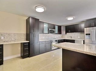 Embassy Park Condominiums