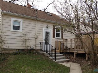 924 N Grove St Bowling Green Oh 43402 Zillow